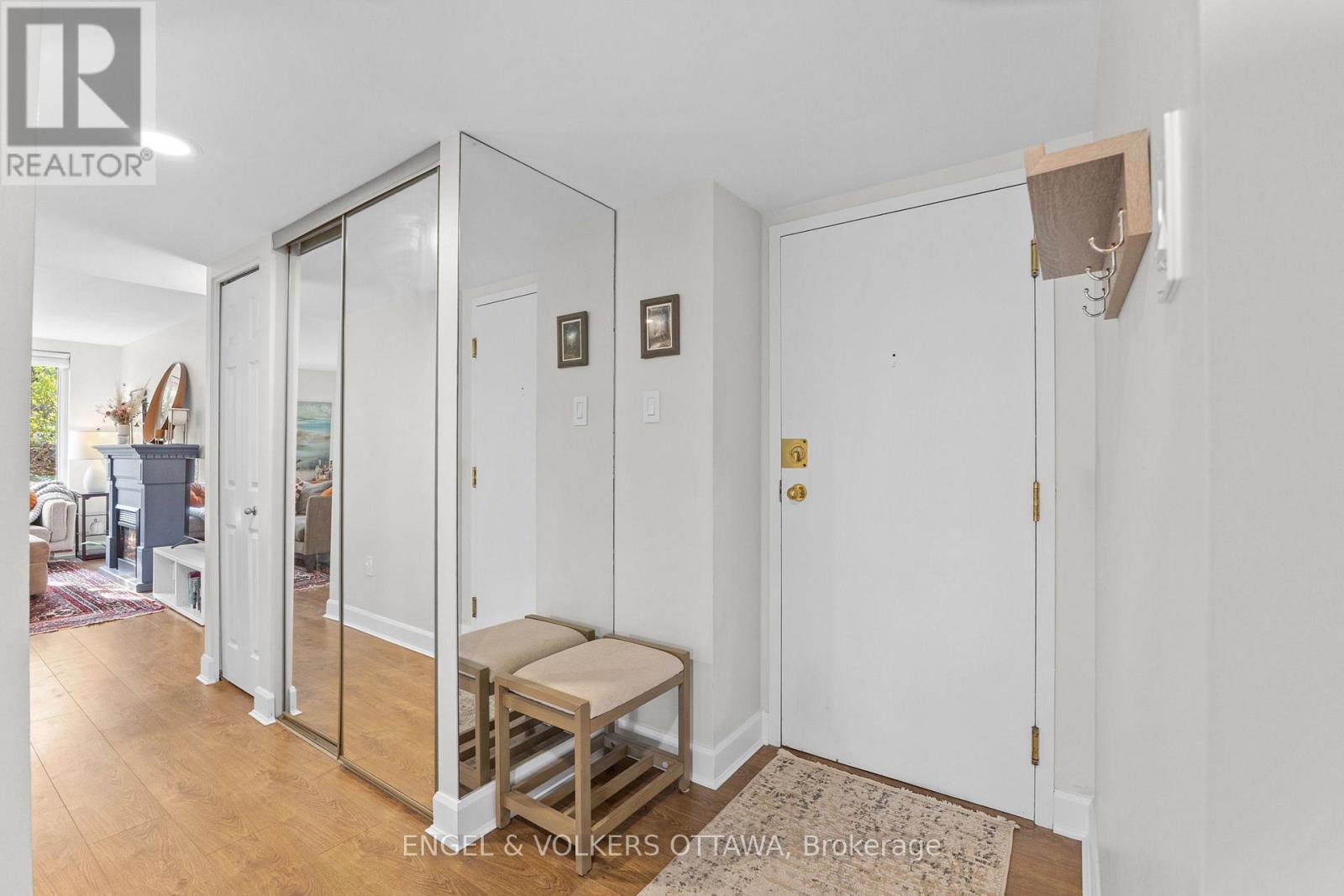 101 - 800 Mckellar Avenue