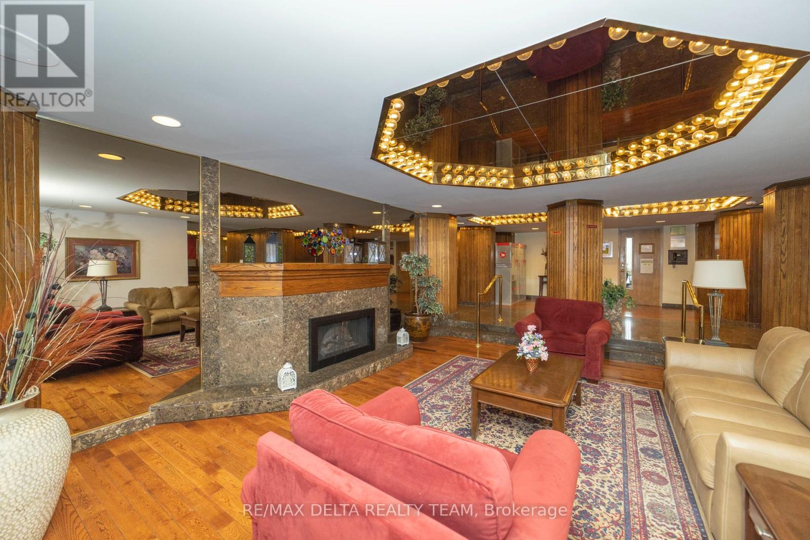 111 - 2871 Richmond Road