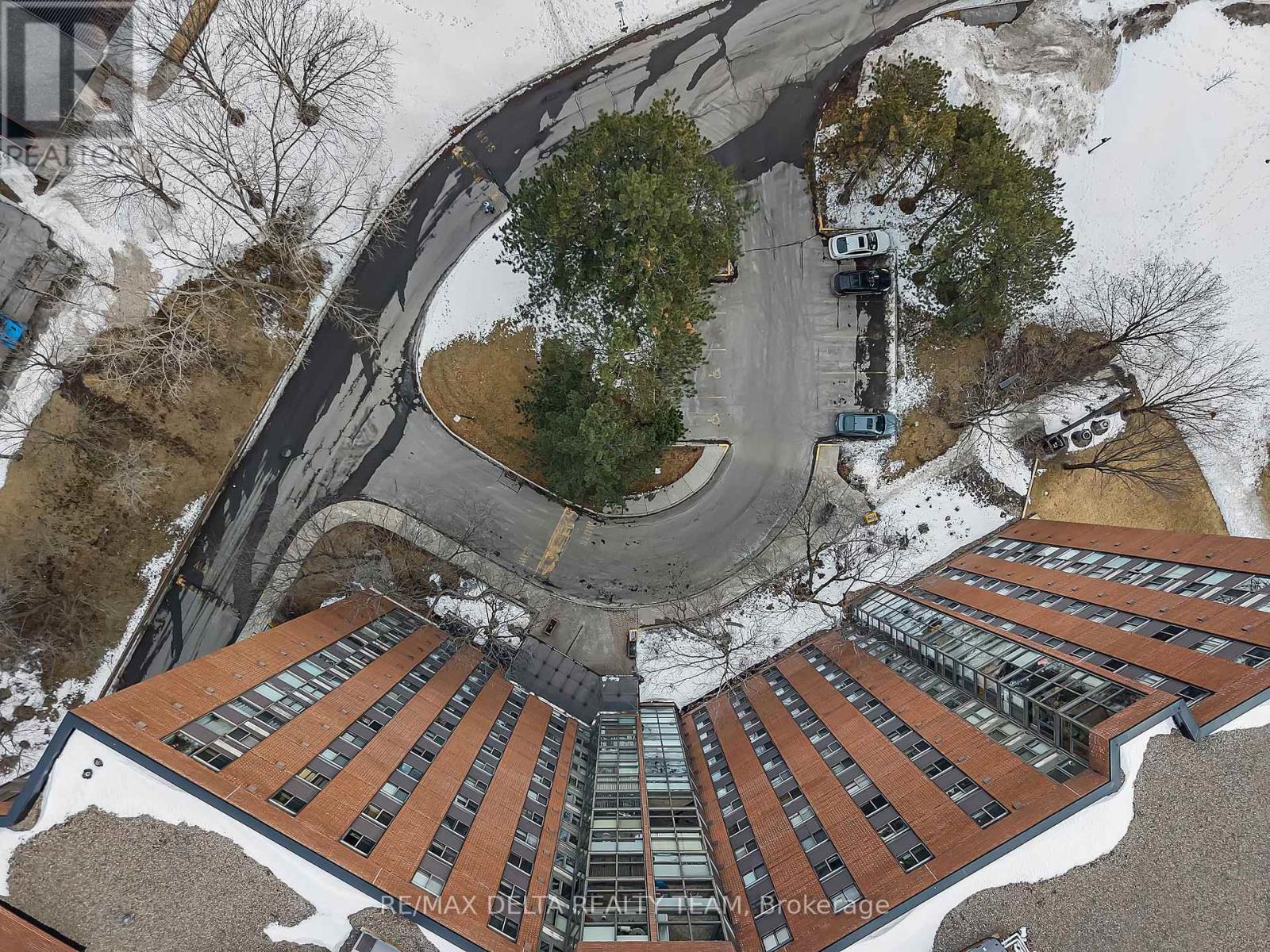 111 - 2871 Richmond Road