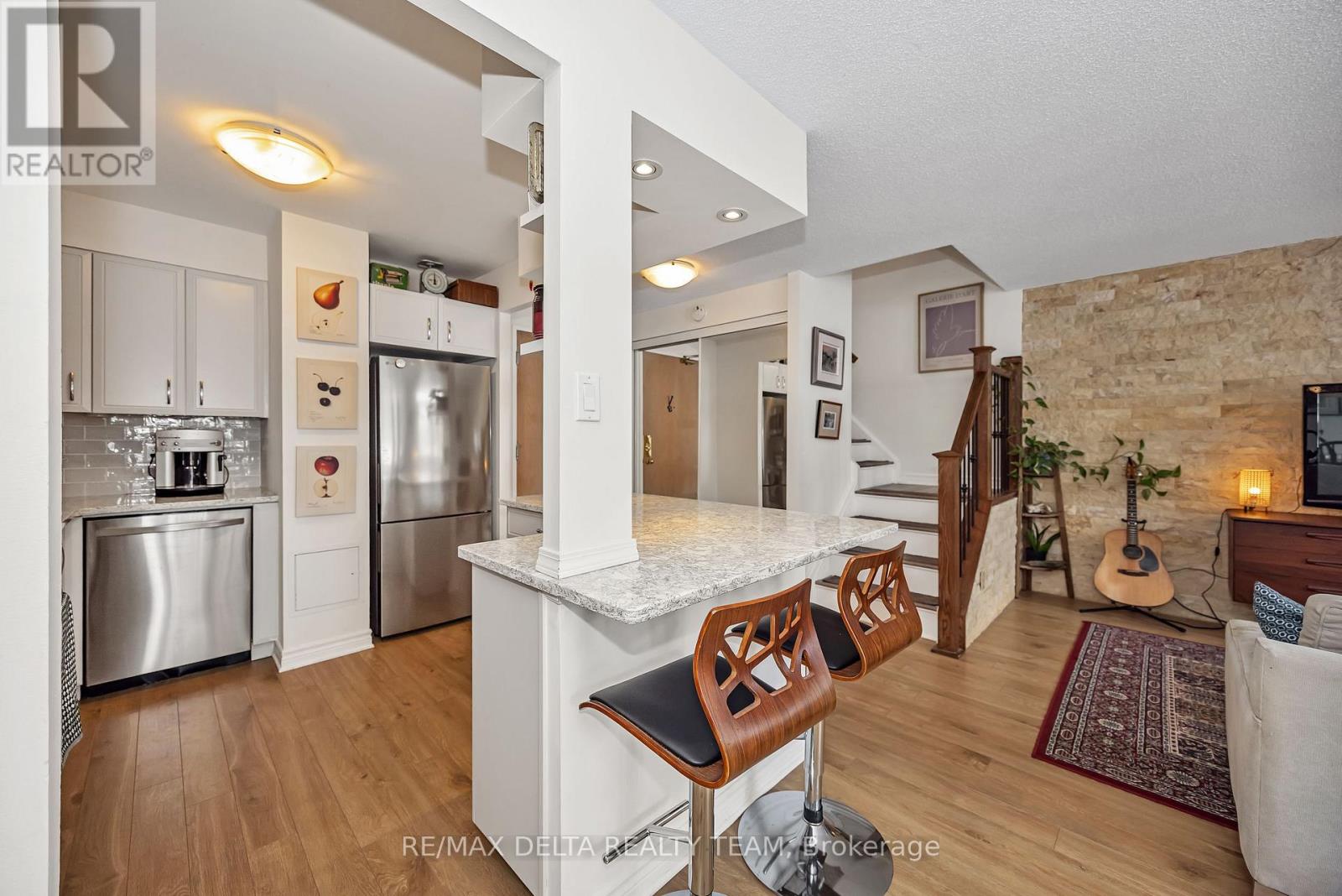 111 - 2871 Richmond Road