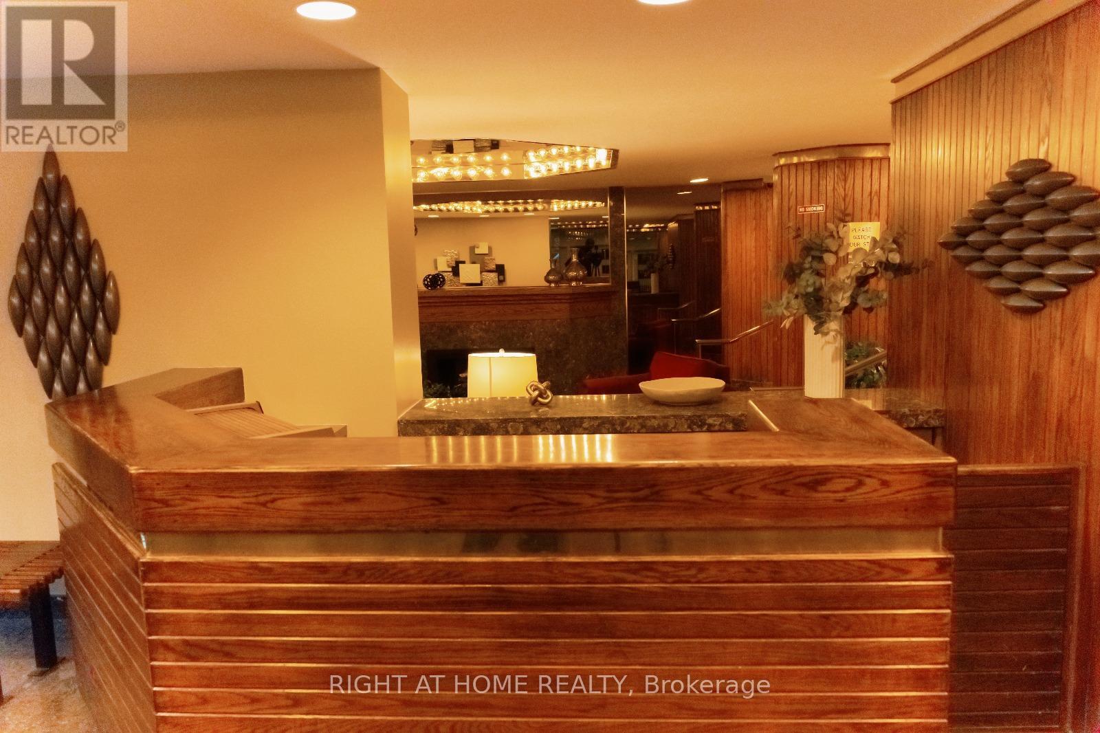 1516 - 2871 Richmond Road