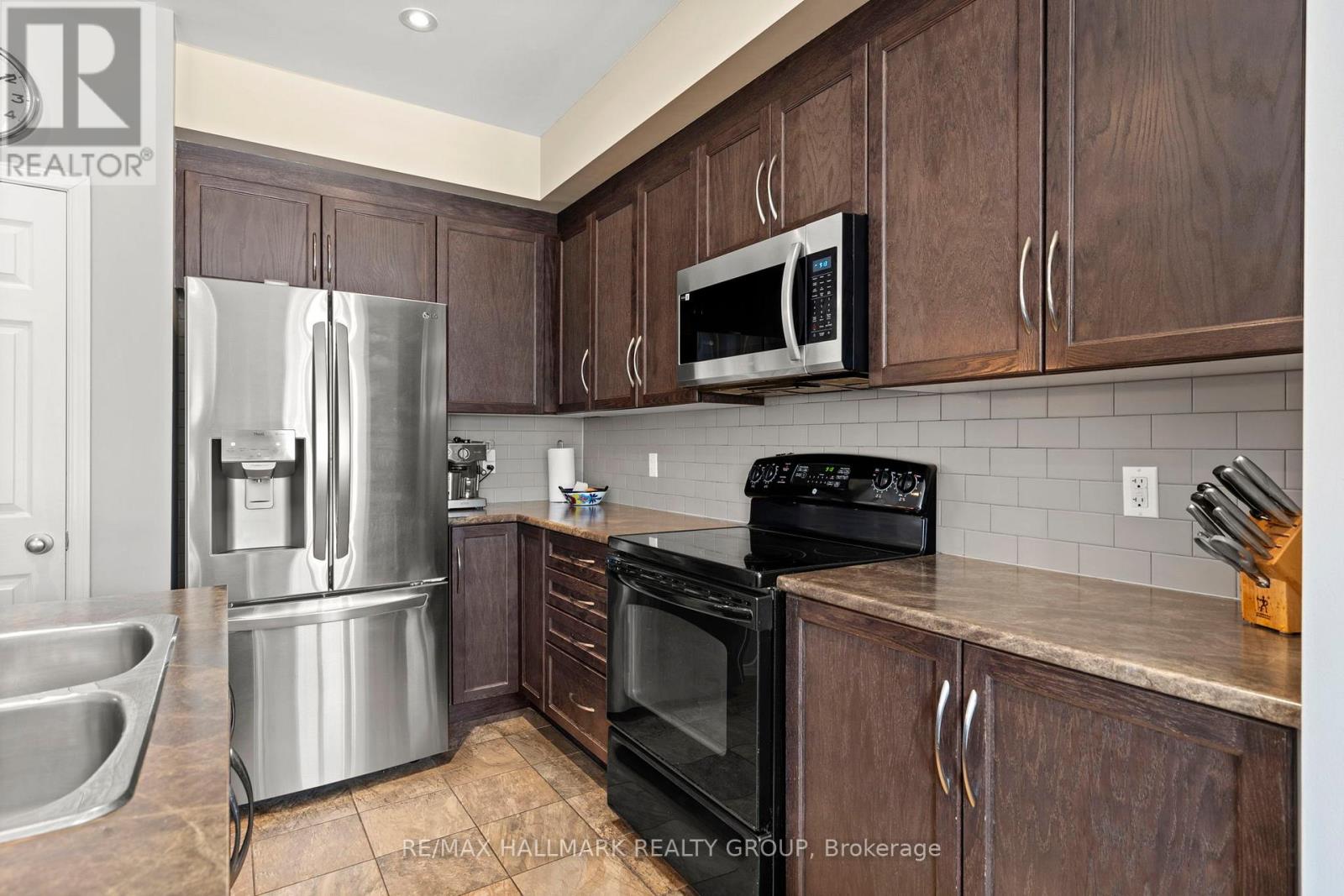 2268 Descartes Street