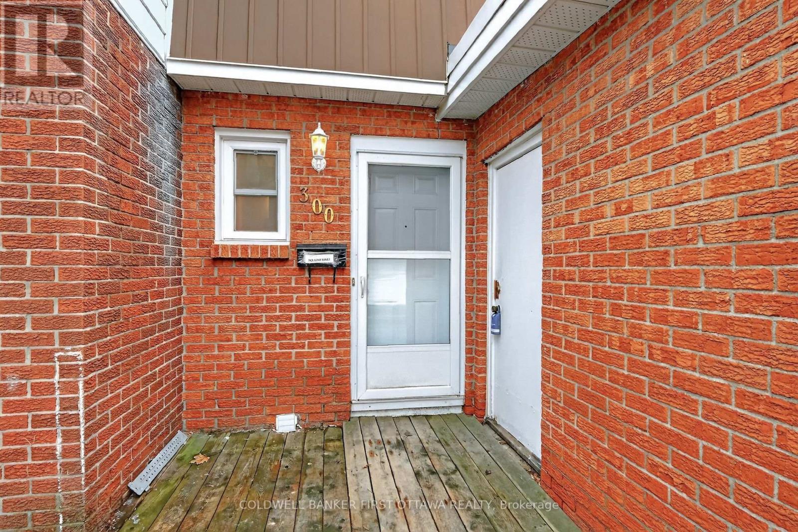 300 Stone Quarry Private S