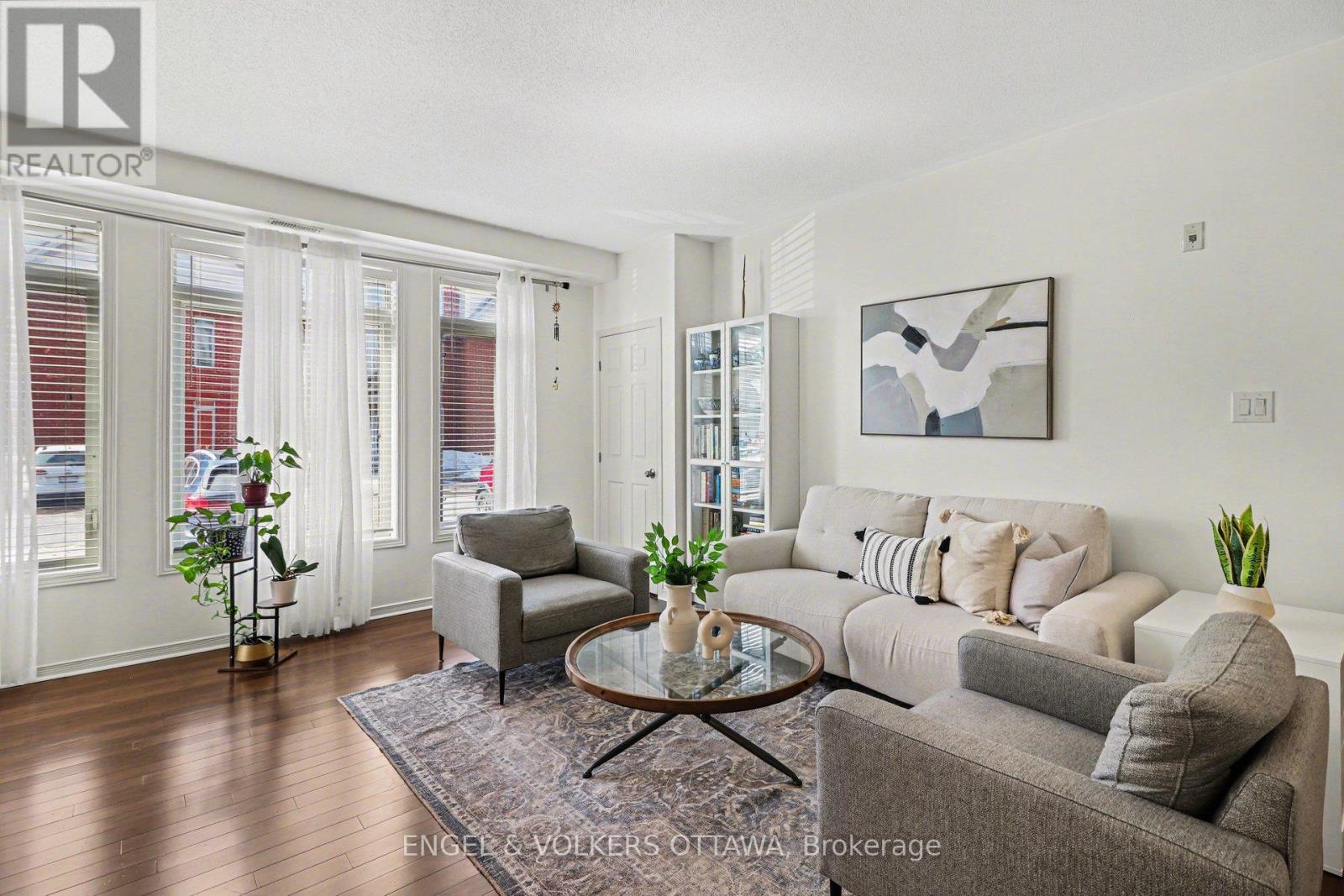 B - 300 Meilleur Private