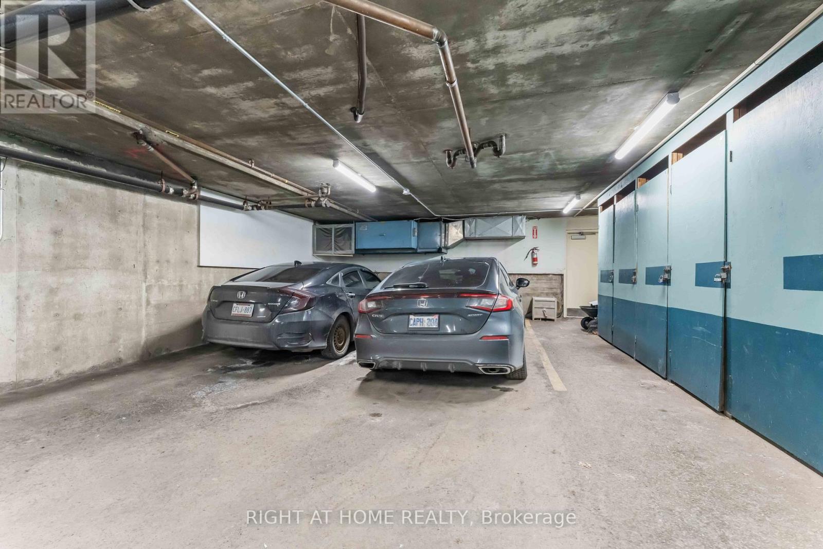 6 - 2 Columbus Avenue