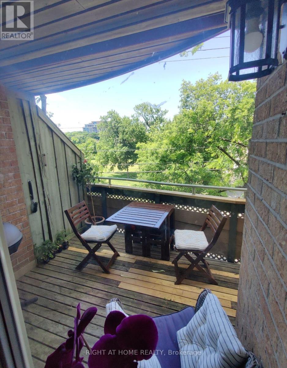 6 - 2 Columbus Avenue