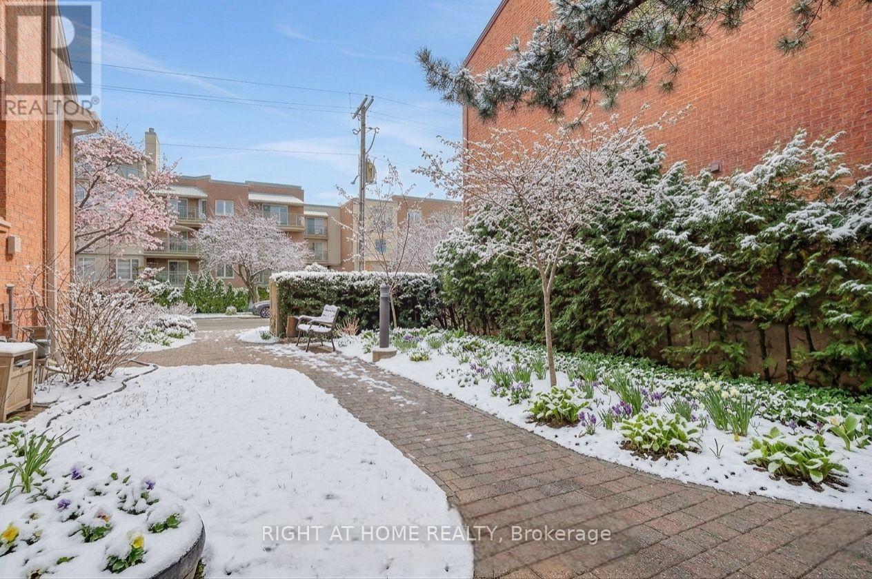 6 - 2 Columbus Avenue