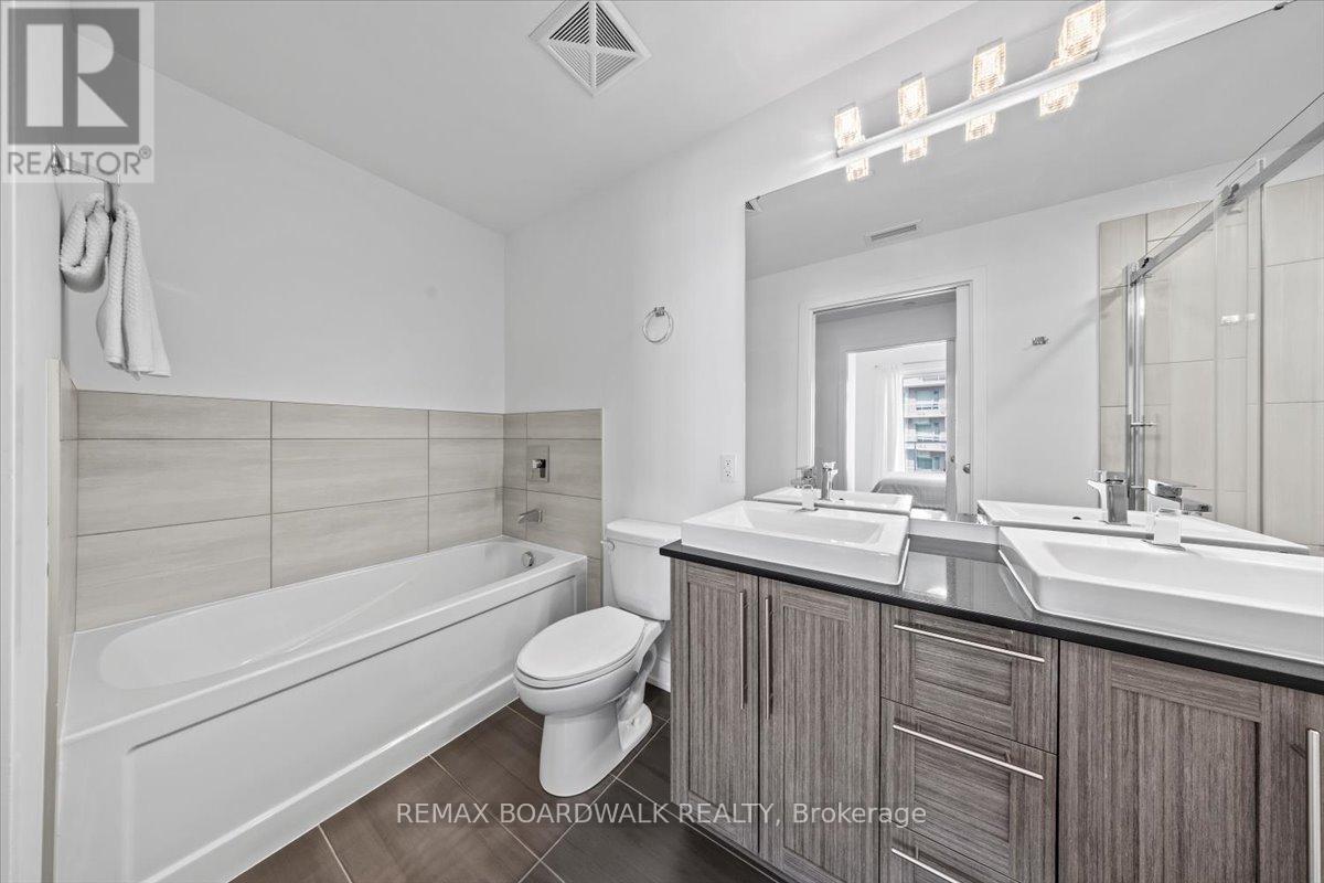 1402 - 200 Inlet Private