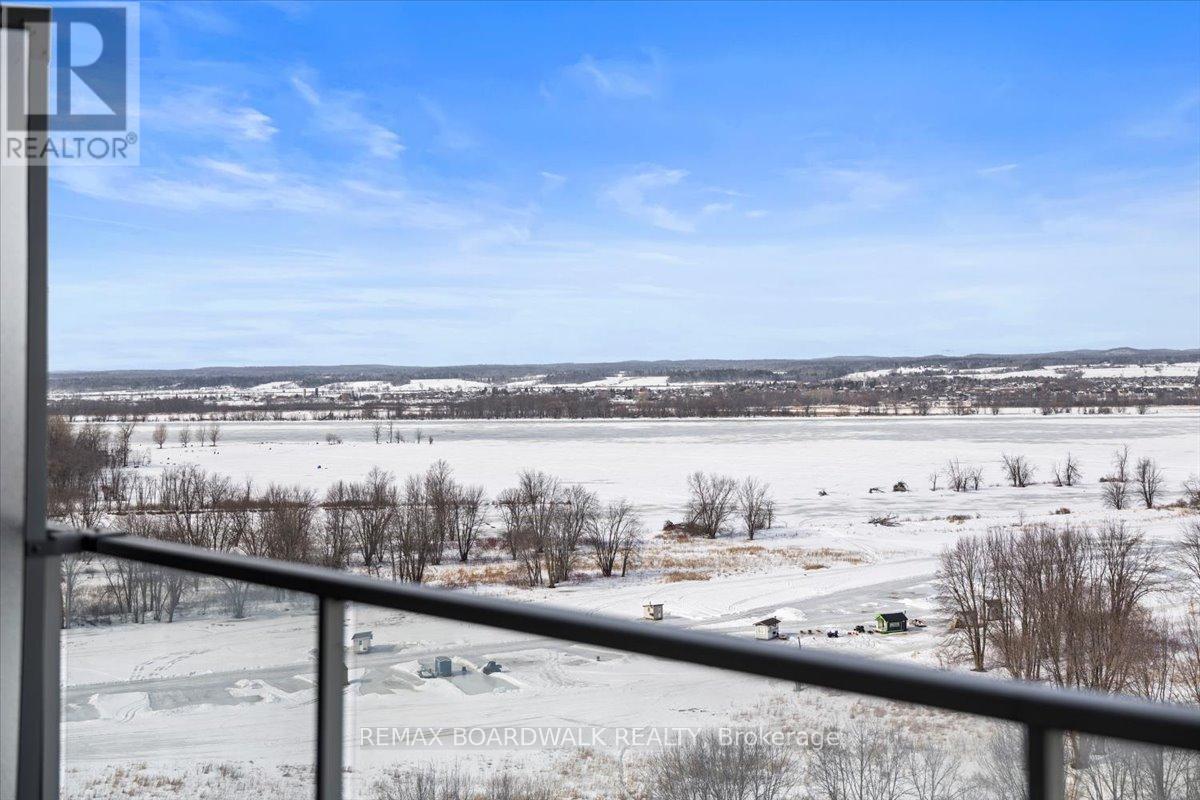 1402 - 200 Inlet Private