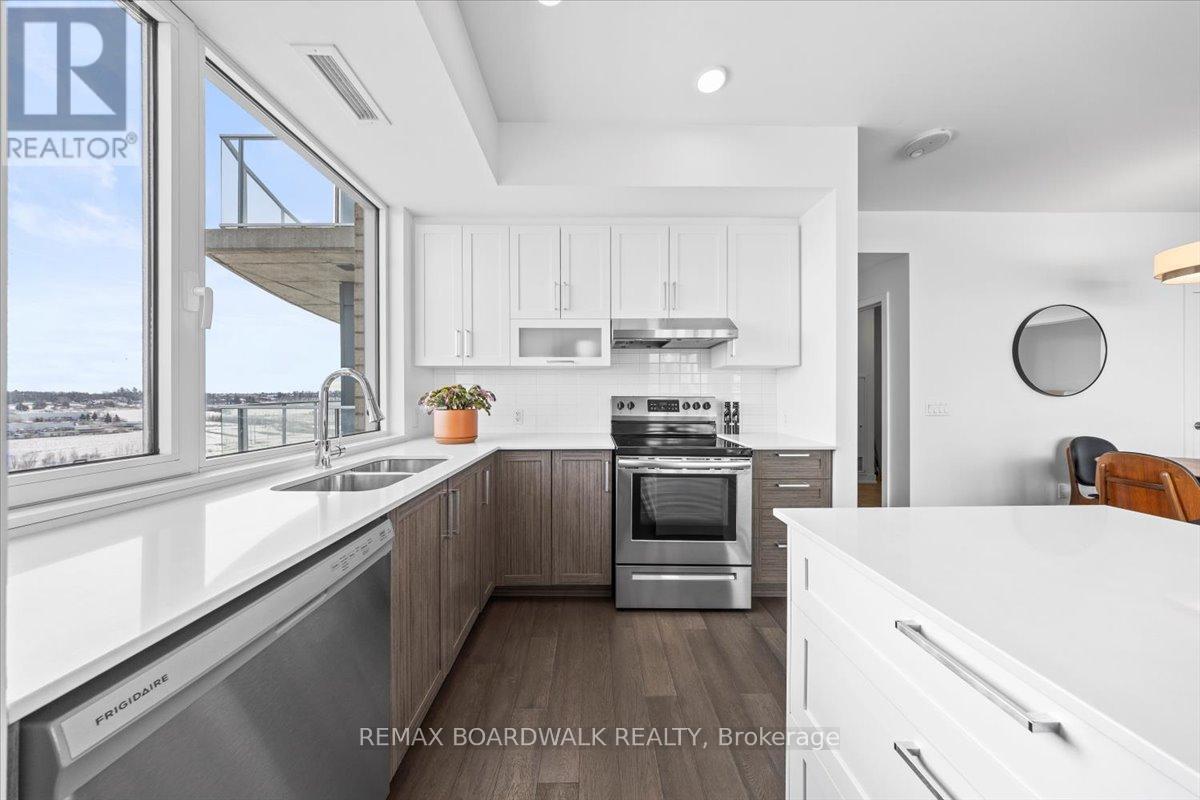 1402 - 200 Inlet Private