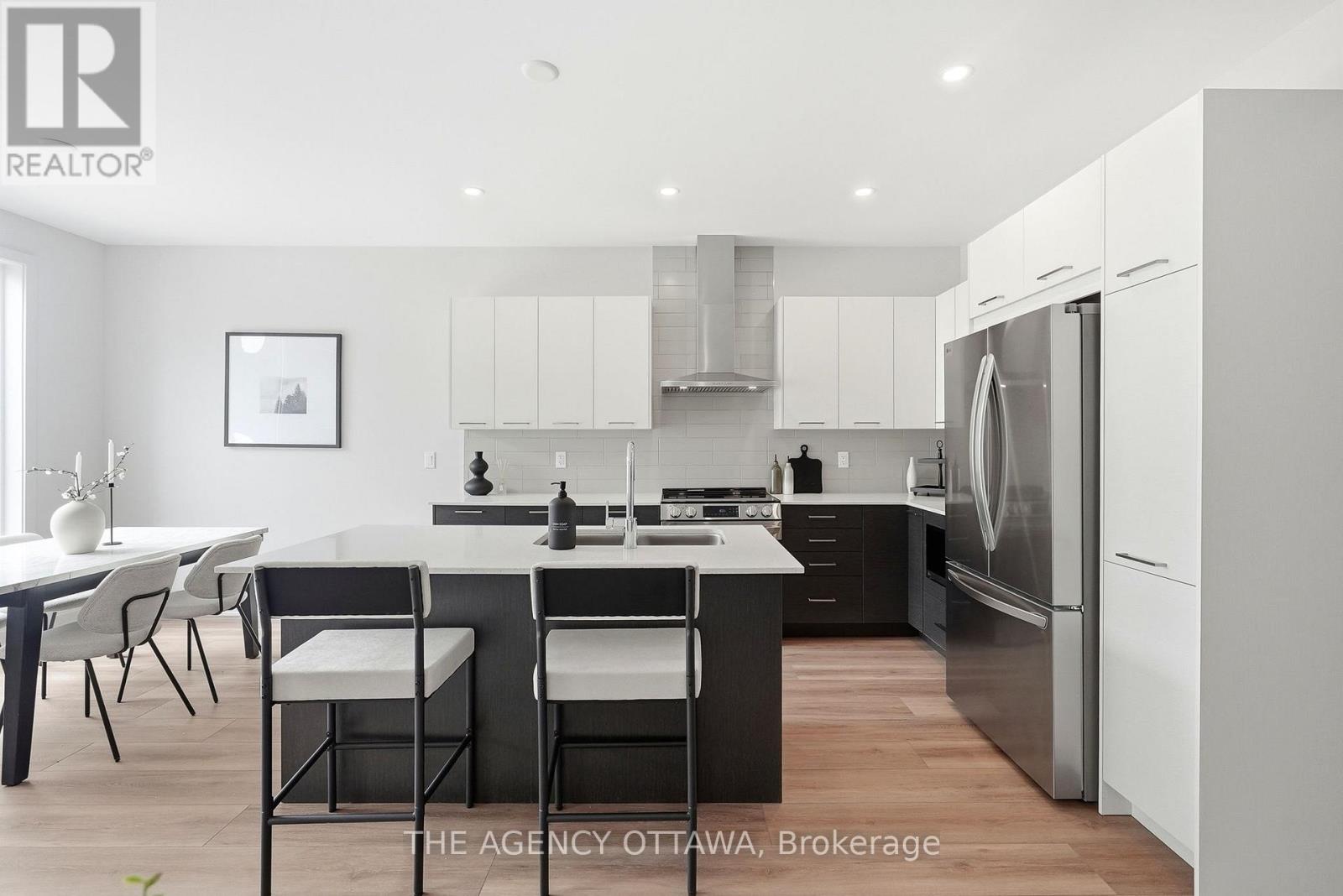 3059 Showcase Crescent