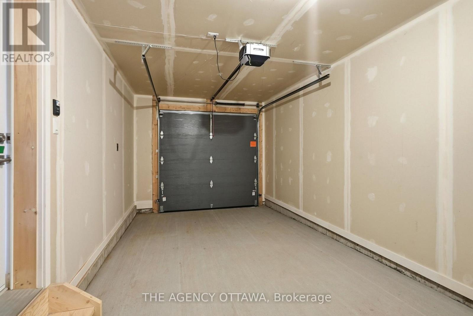 3059 Showcase Crescent