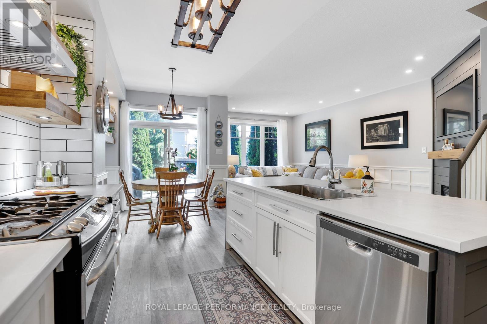 104 Hillman Marsh Way