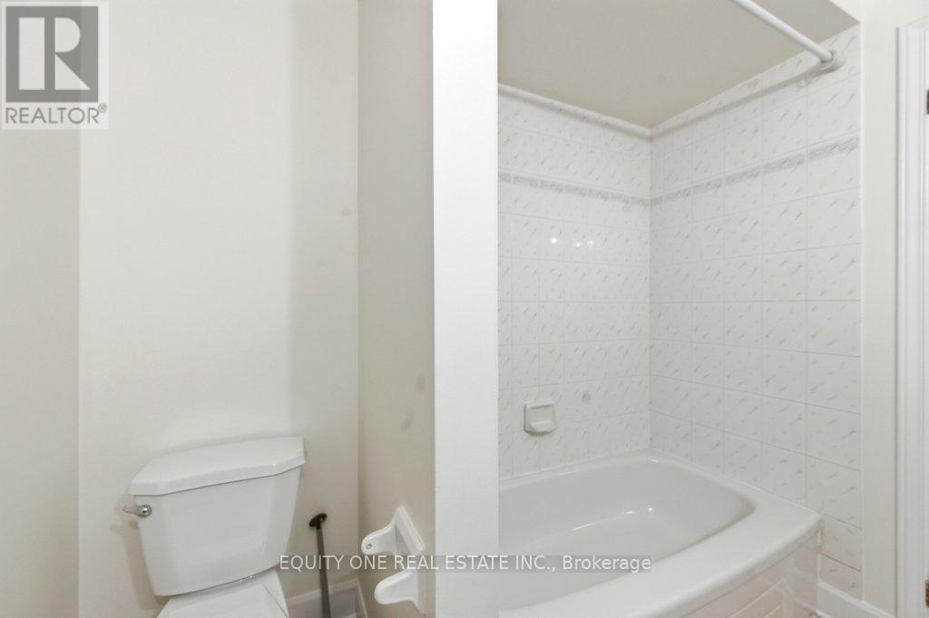 35 Willwood Crescent