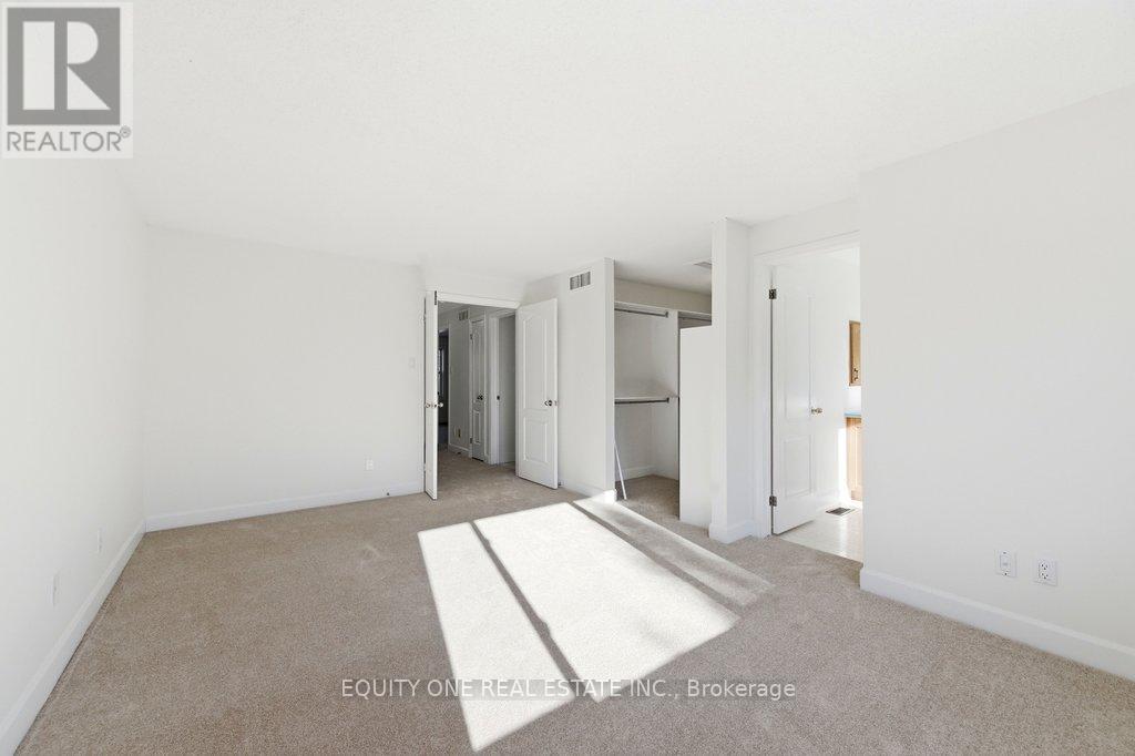 35 Willwood Crescent