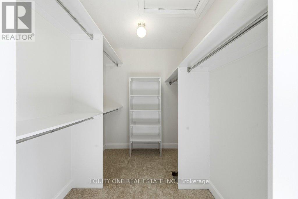 35 Willwood Crescent