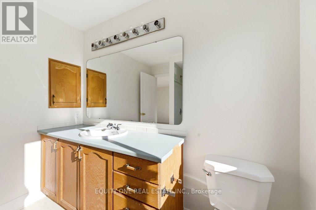 35 Willwood Crescent