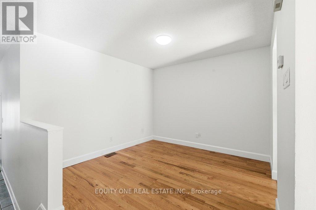 35 Willwood Crescent