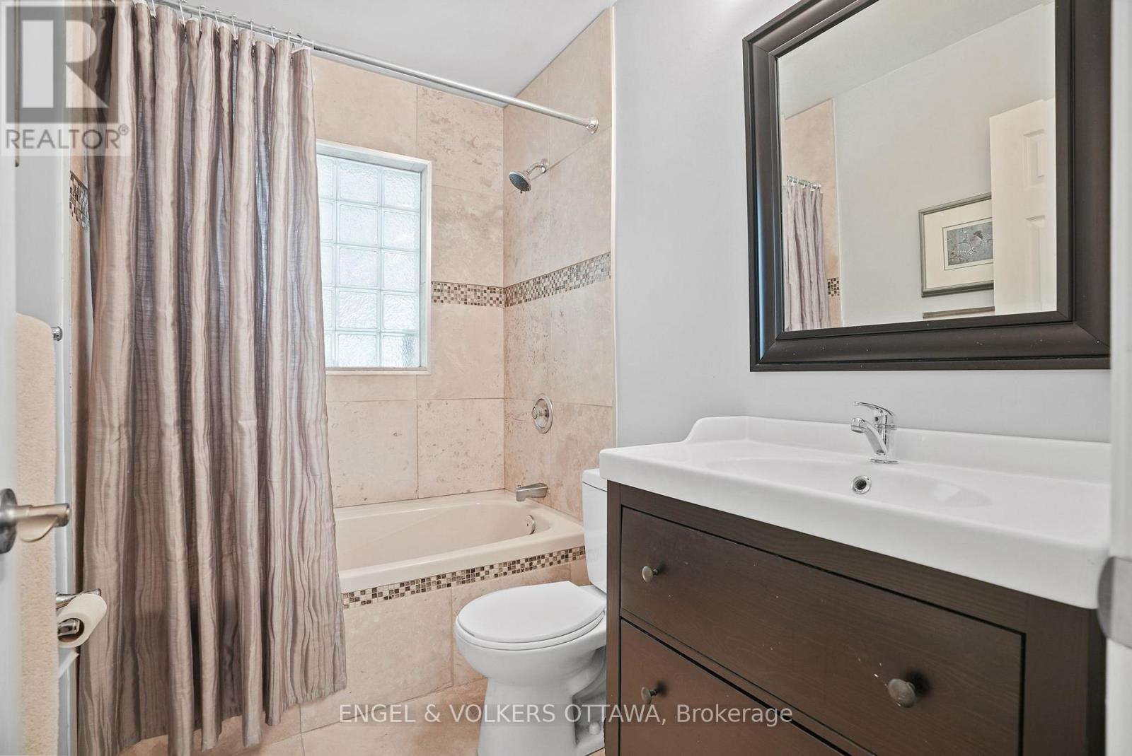 1278 Cheverton Avenue