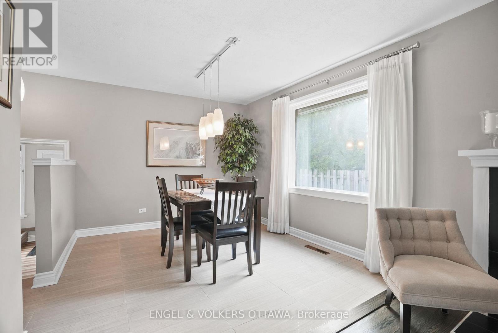 1278 Cheverton Avenue