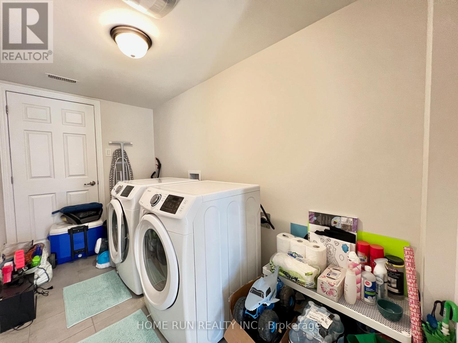 347 Pumpkinseed Crescent