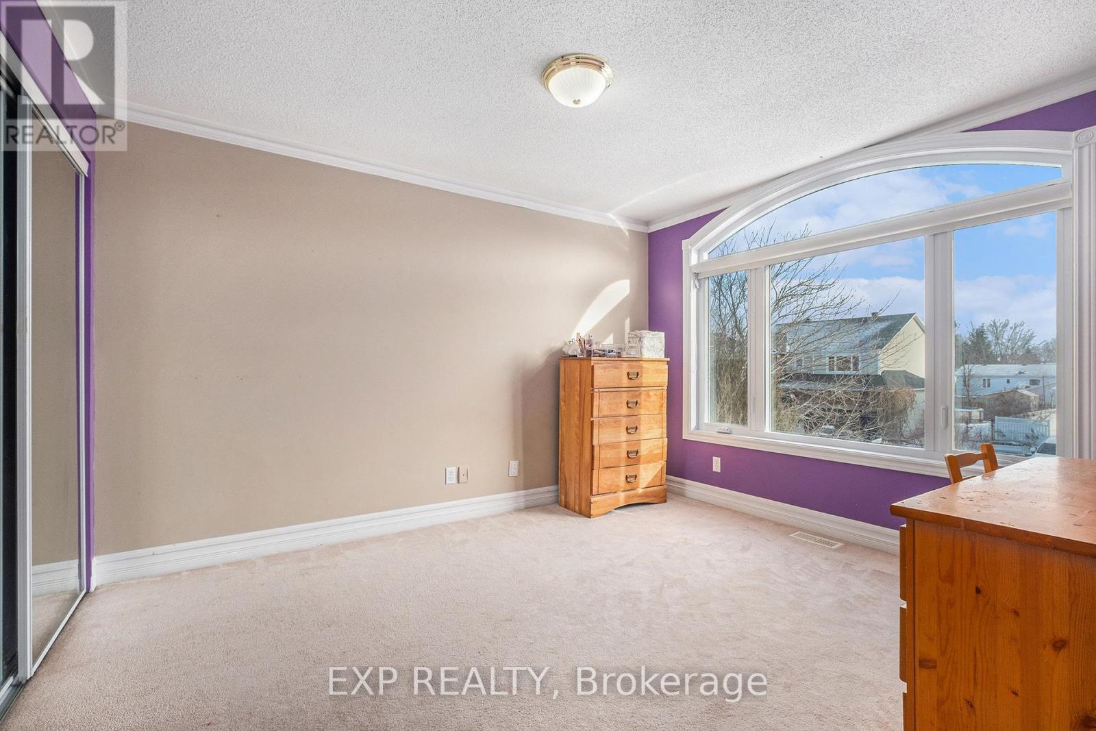 61 Lamadeleine Boulevard