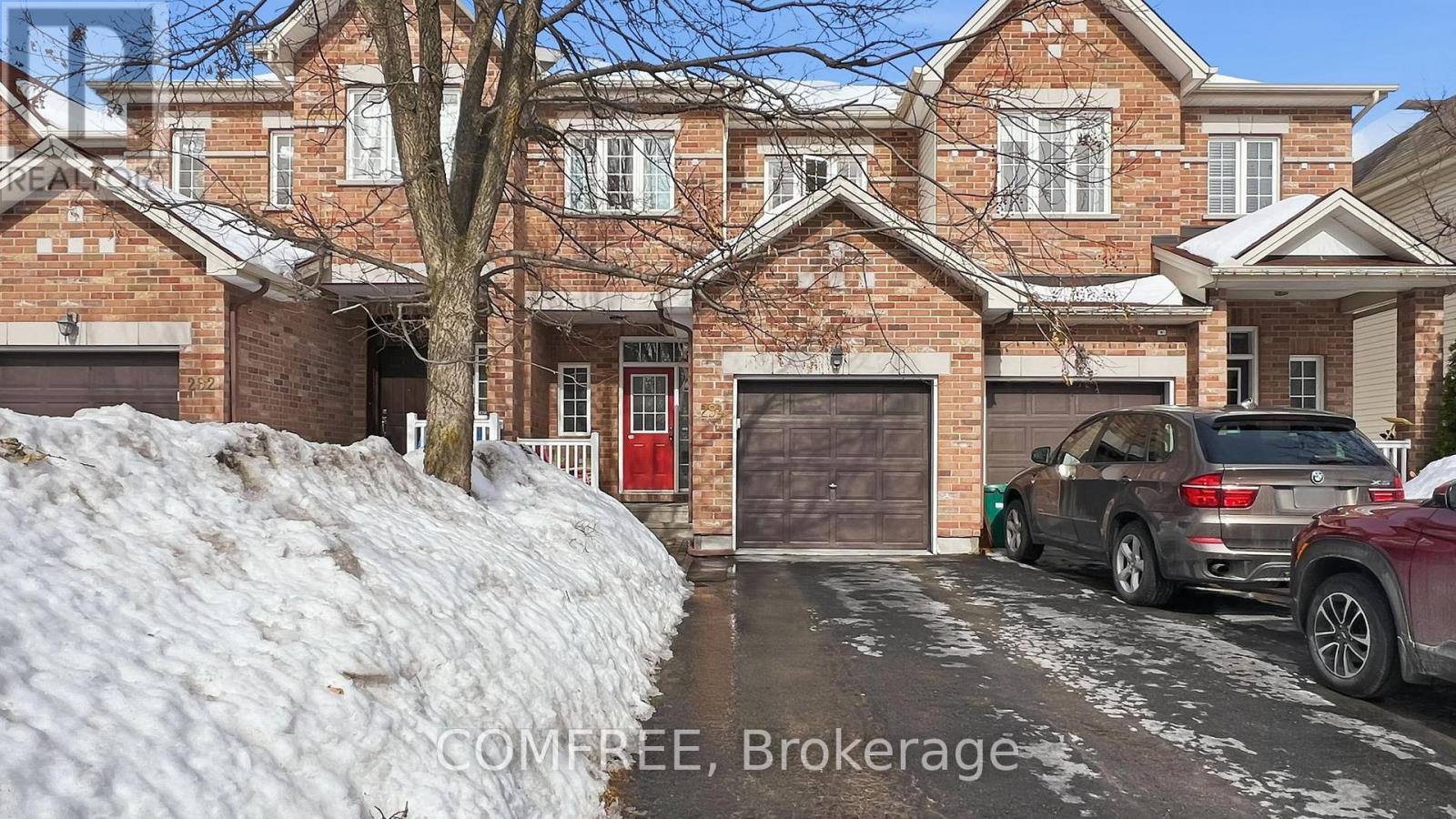 294 Waymark Crescent