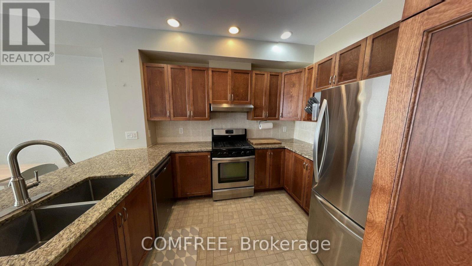 294 Waymark Crescent