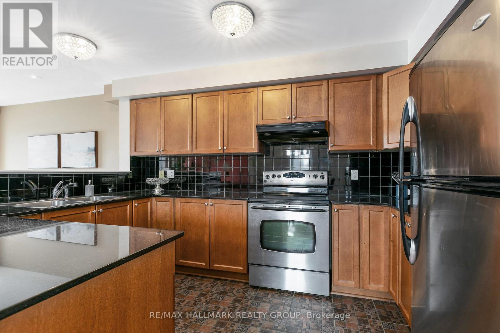 4120 Kelly Farm Drive