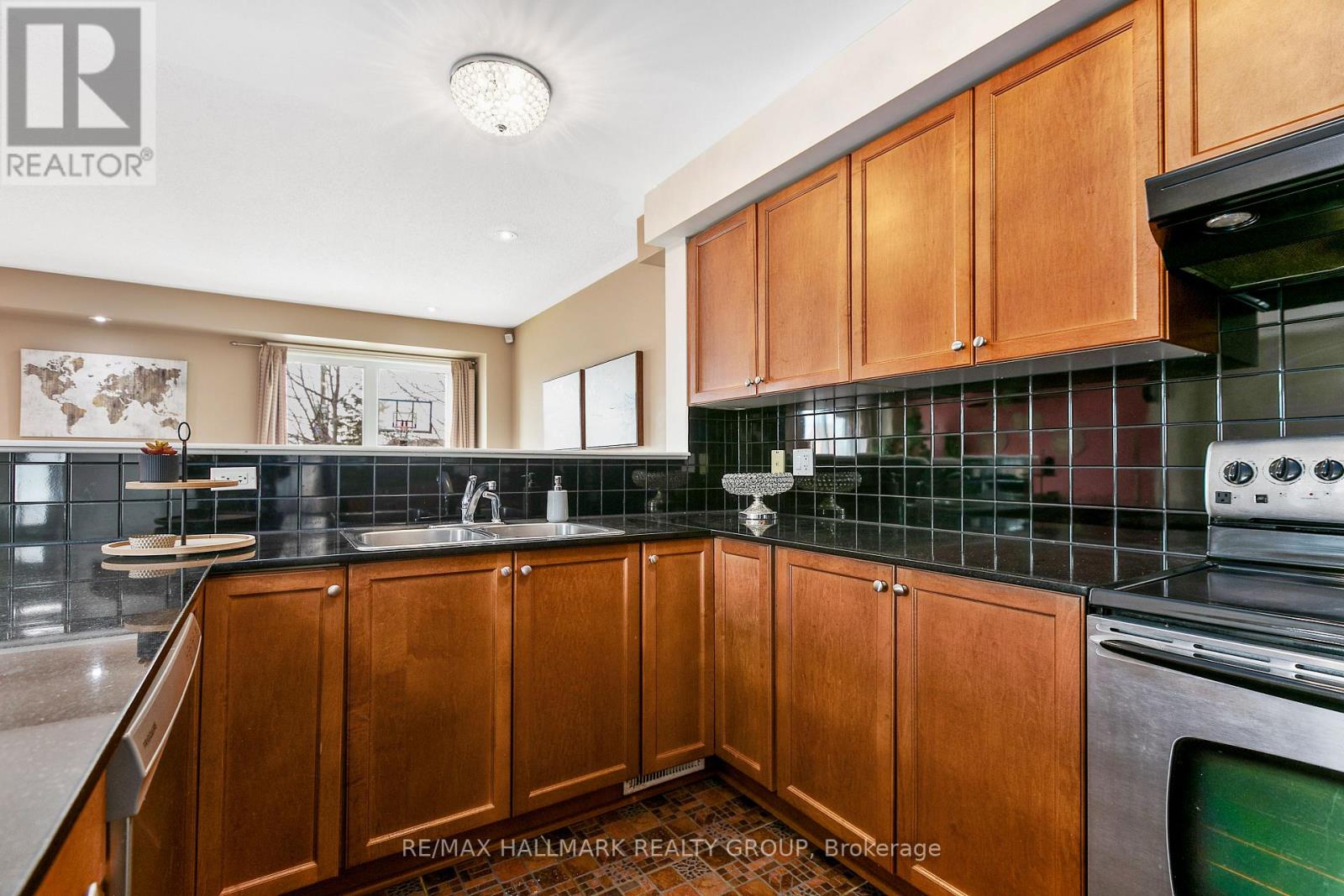 4120 Kelly Farm Drive