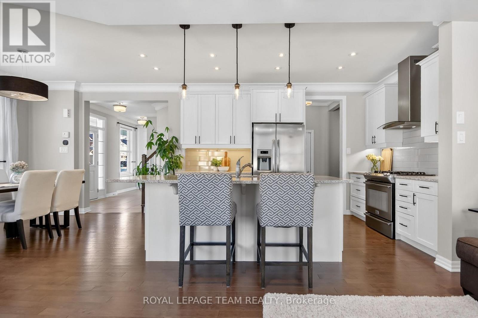 375 Meadowbreeze Drive