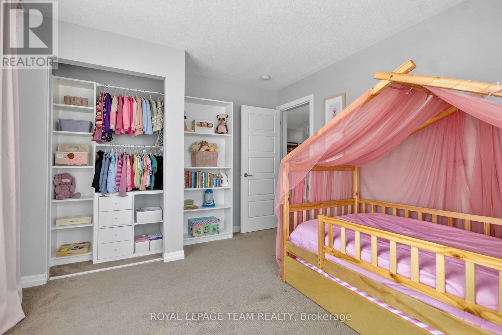 375 Meadowbreeze Drive