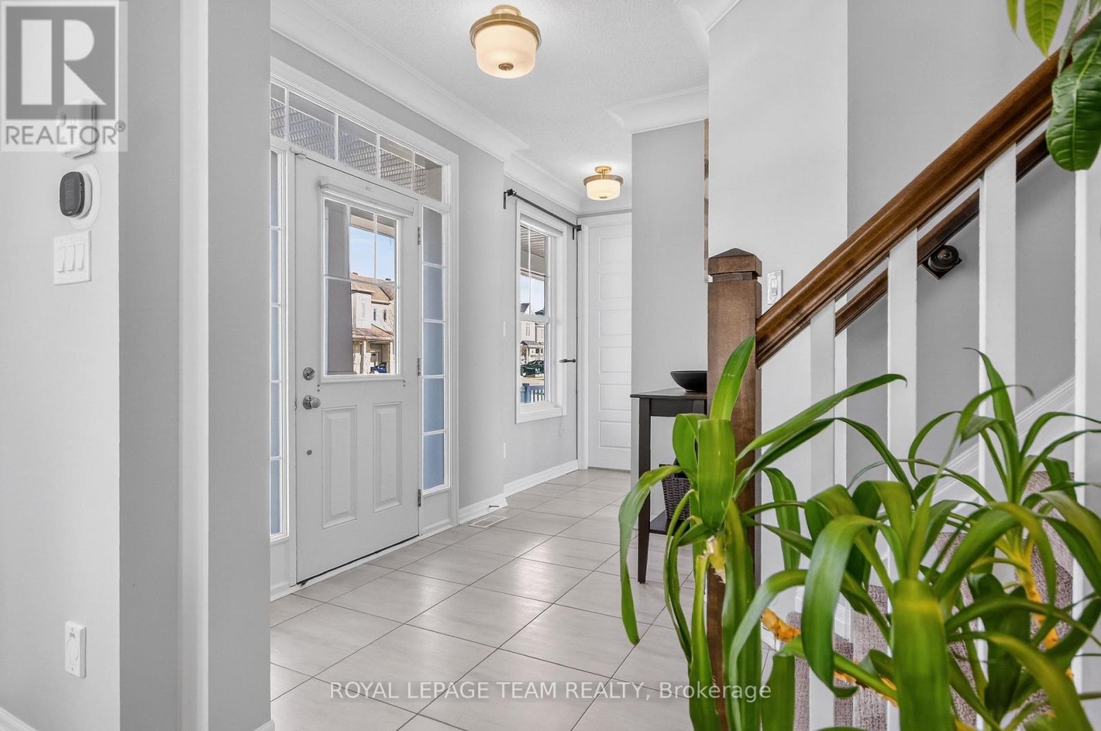 375 Meadowbreeze Drive