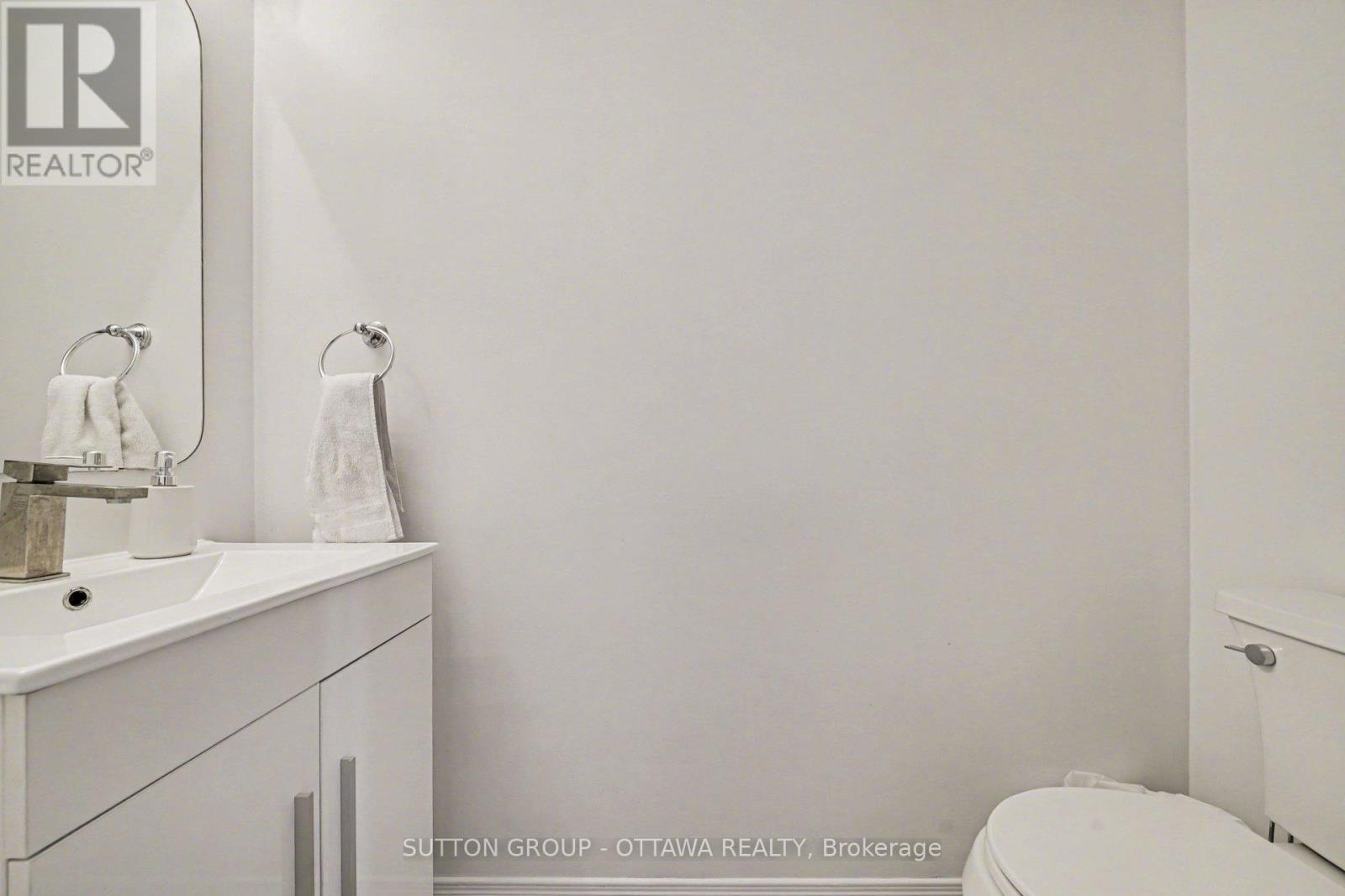 56 Steele Park Private