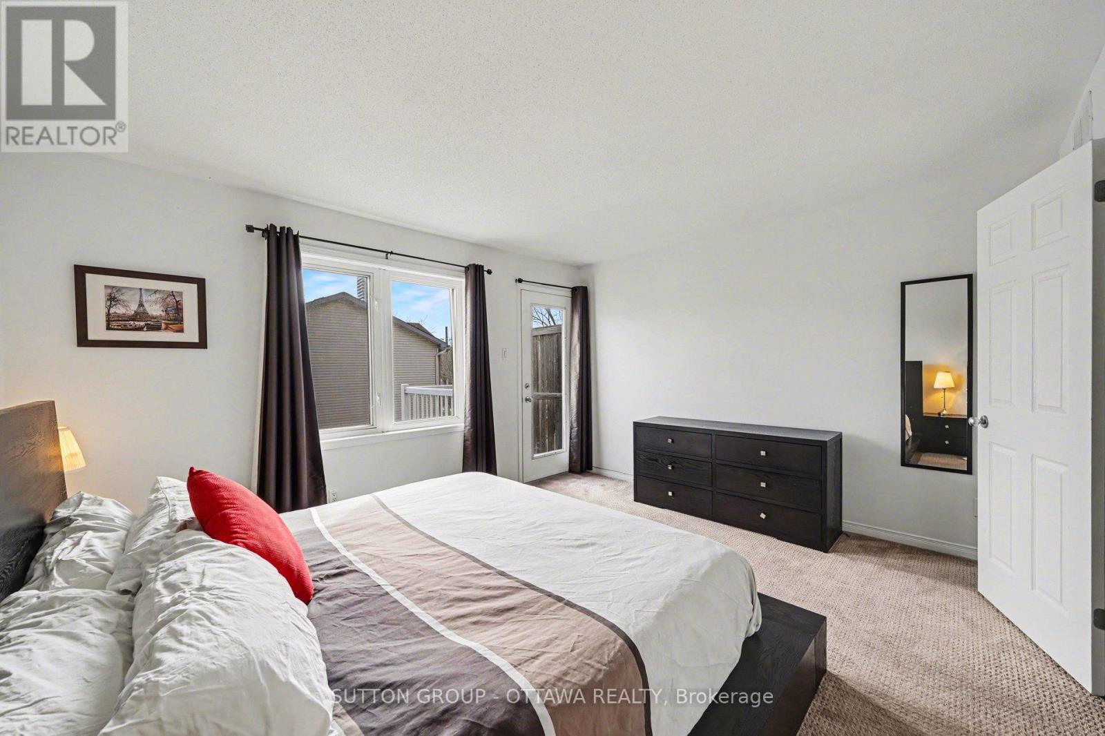 56 Steele Park Private