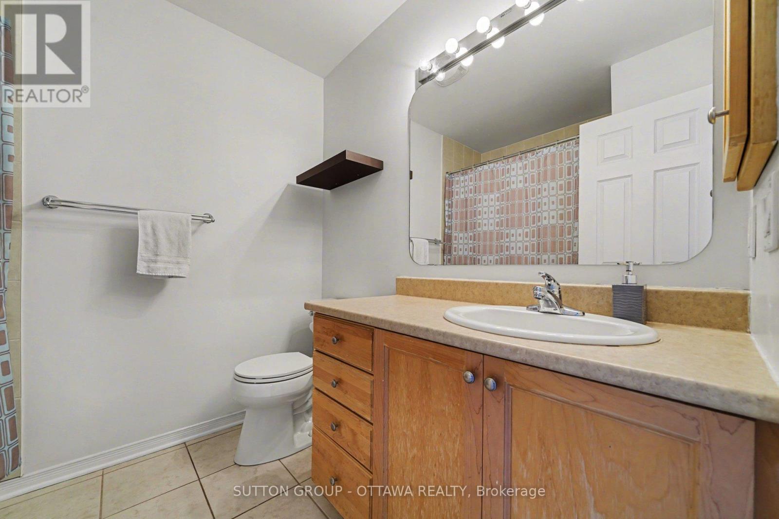 56 Steele Park Private