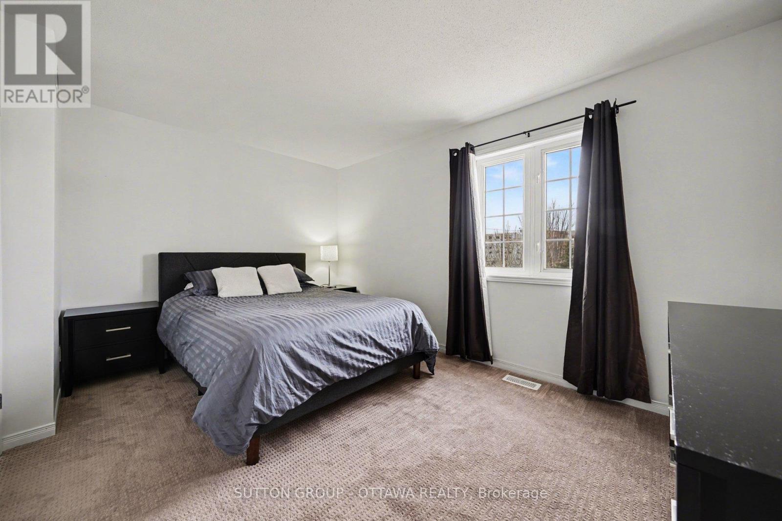 56 Steele Park Private