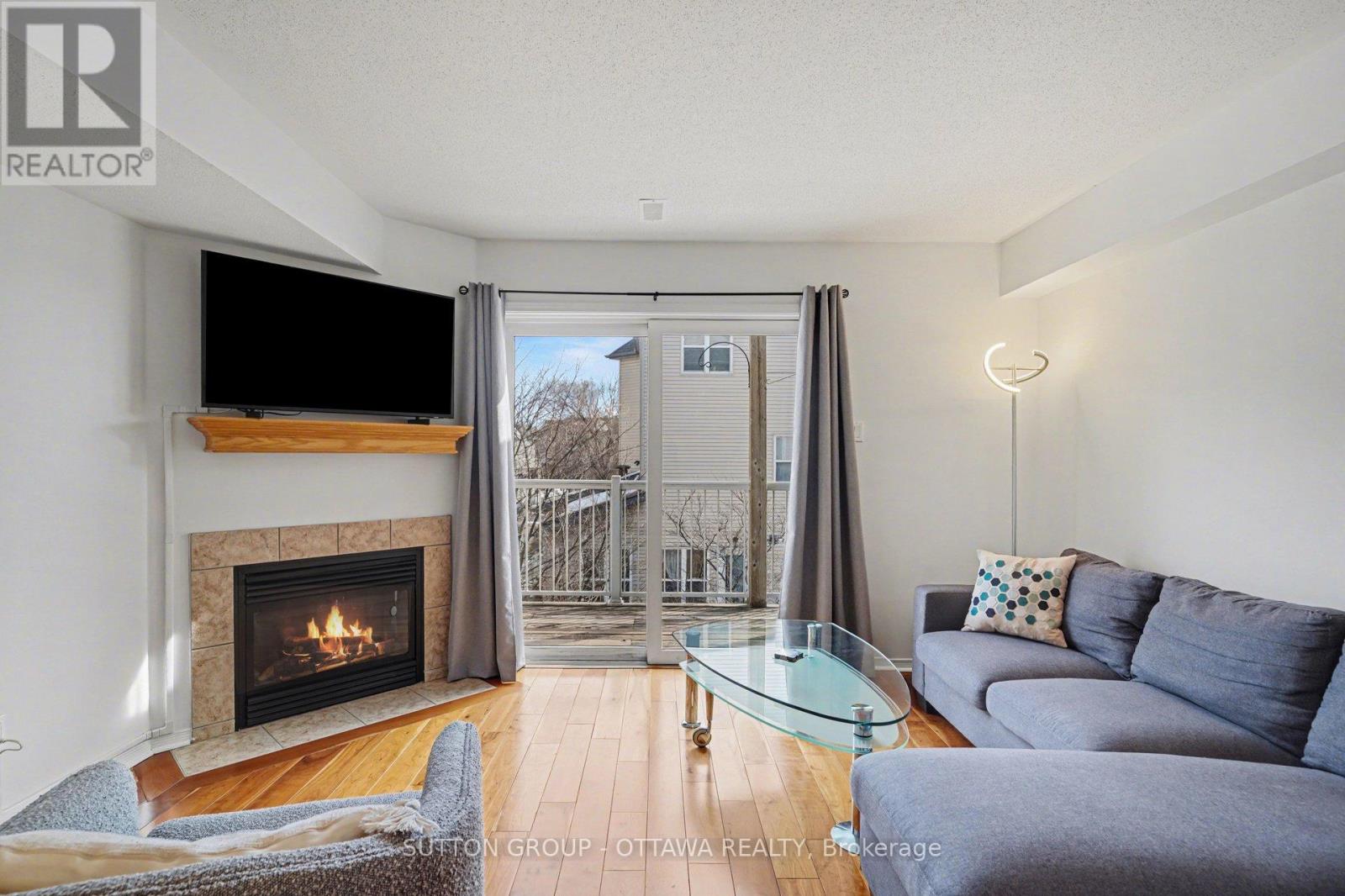 56 Steele Park Private