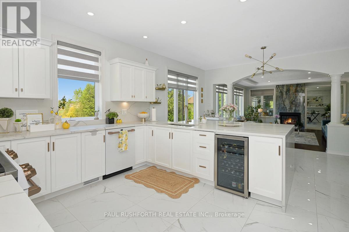 365 West Lake Circle