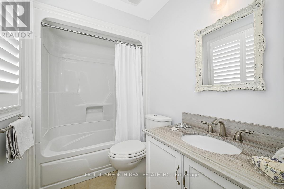 365 West Lake Circle