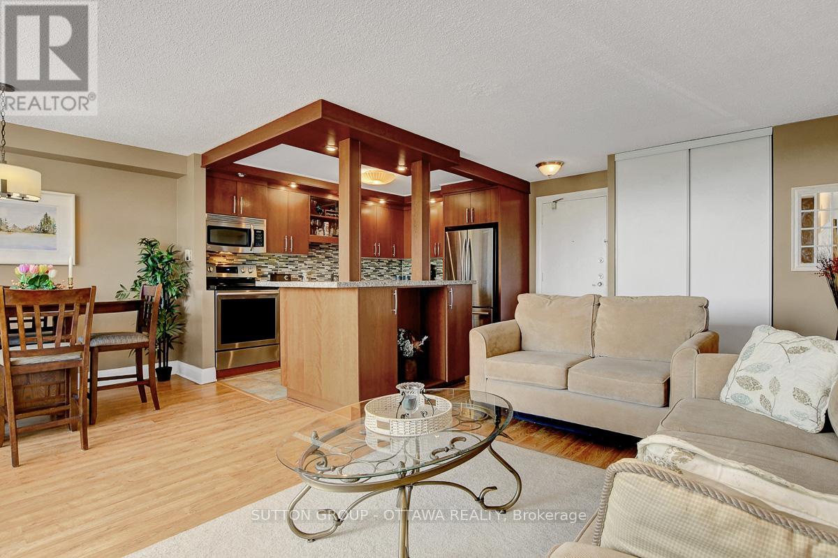 405 - 665 Bathgate Drive