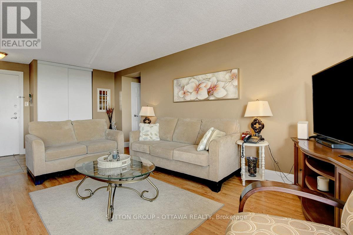 405 - 665 Bathgate Drive