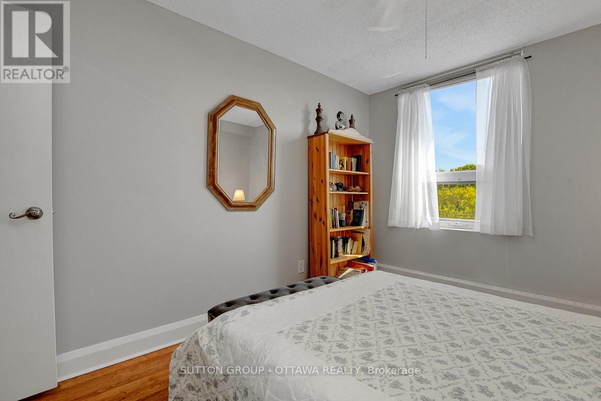 405 - 665 Bathgate Drive