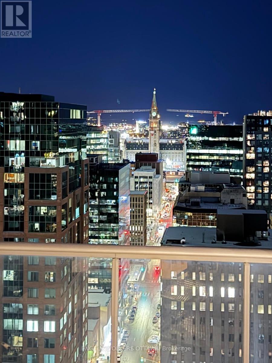 2401 - 179 Metcalfe Street