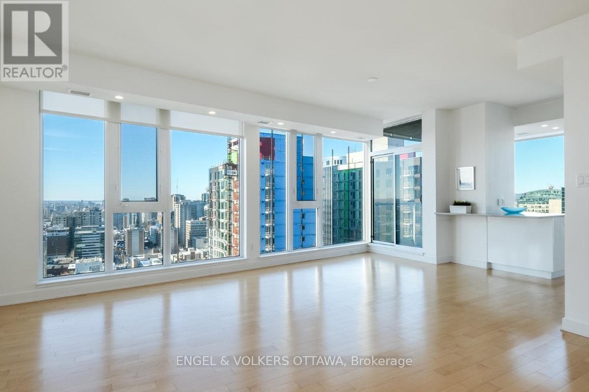 2401 - 179 Metcalfe Street