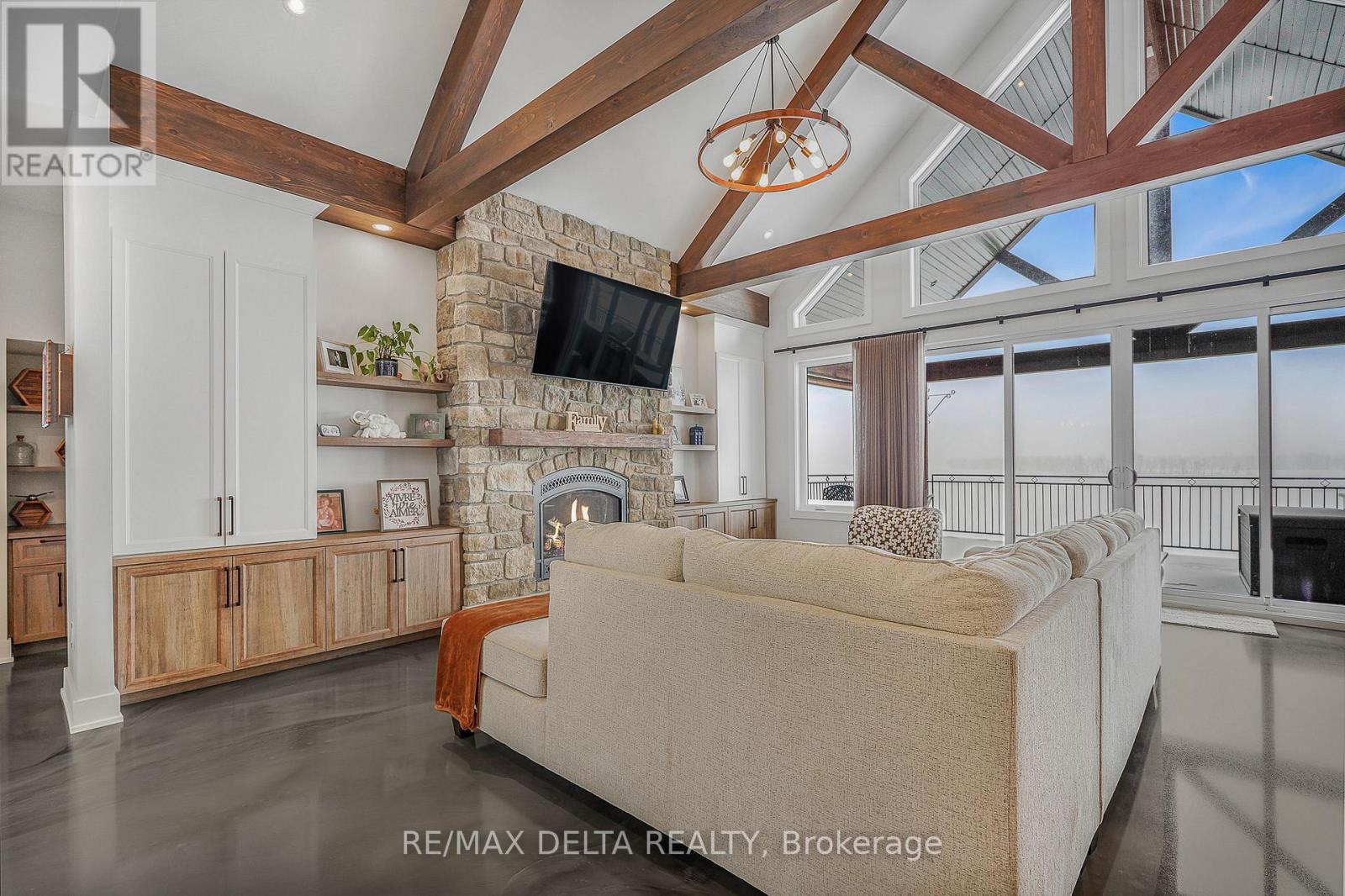 3815 Old Highway 17 Road