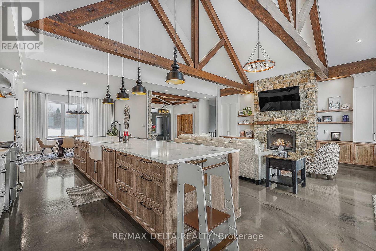 3815 Old Highway 17 Road