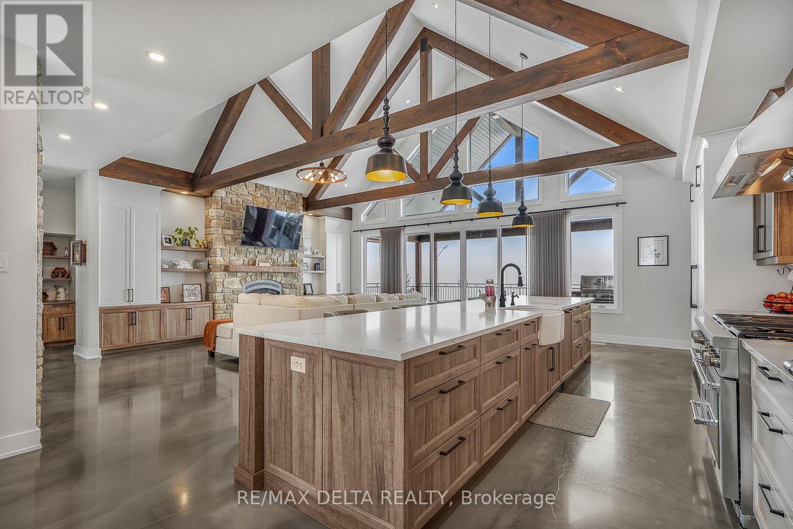 3815 Old Highway 17 Road