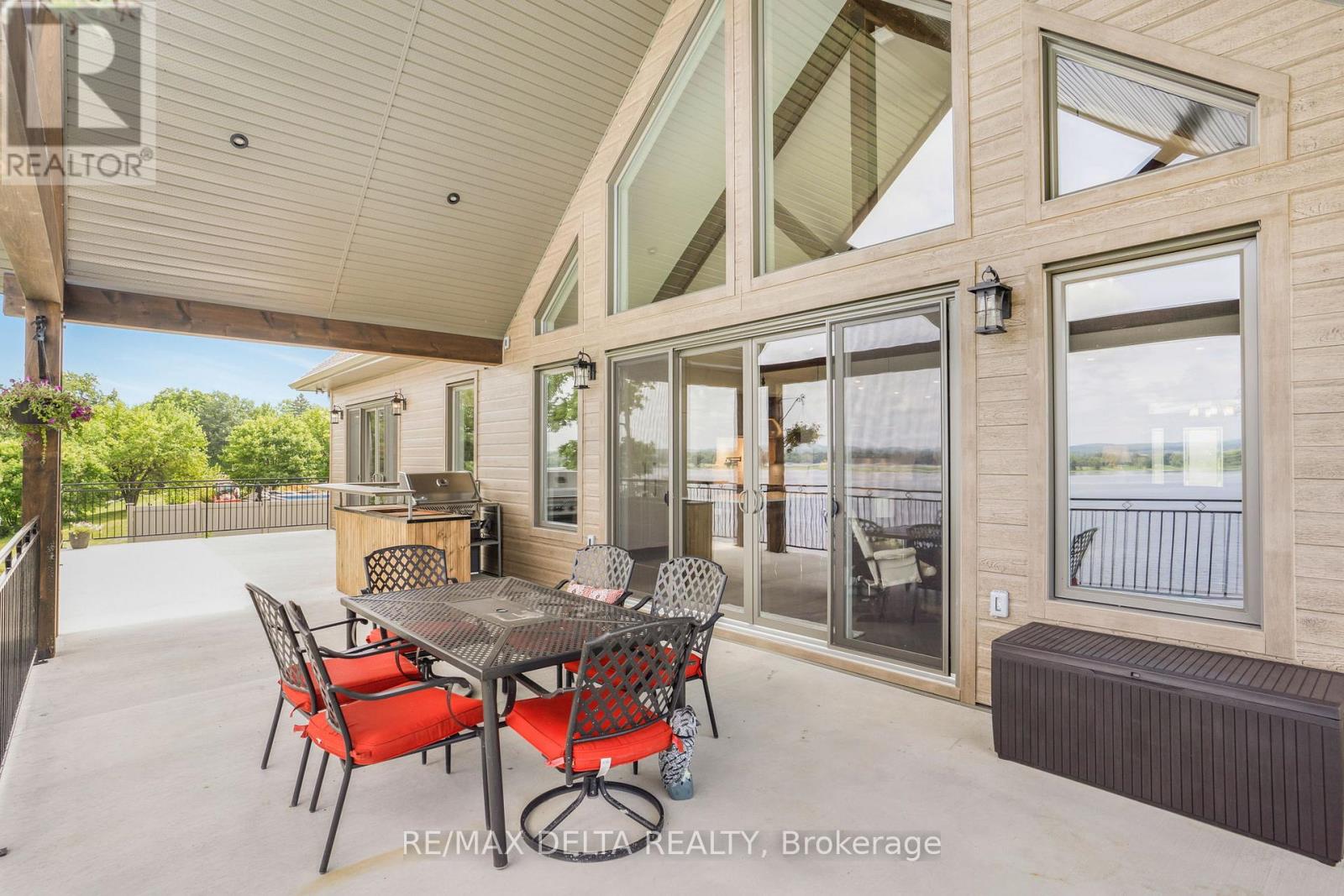 3815 Old Highway 17 Road