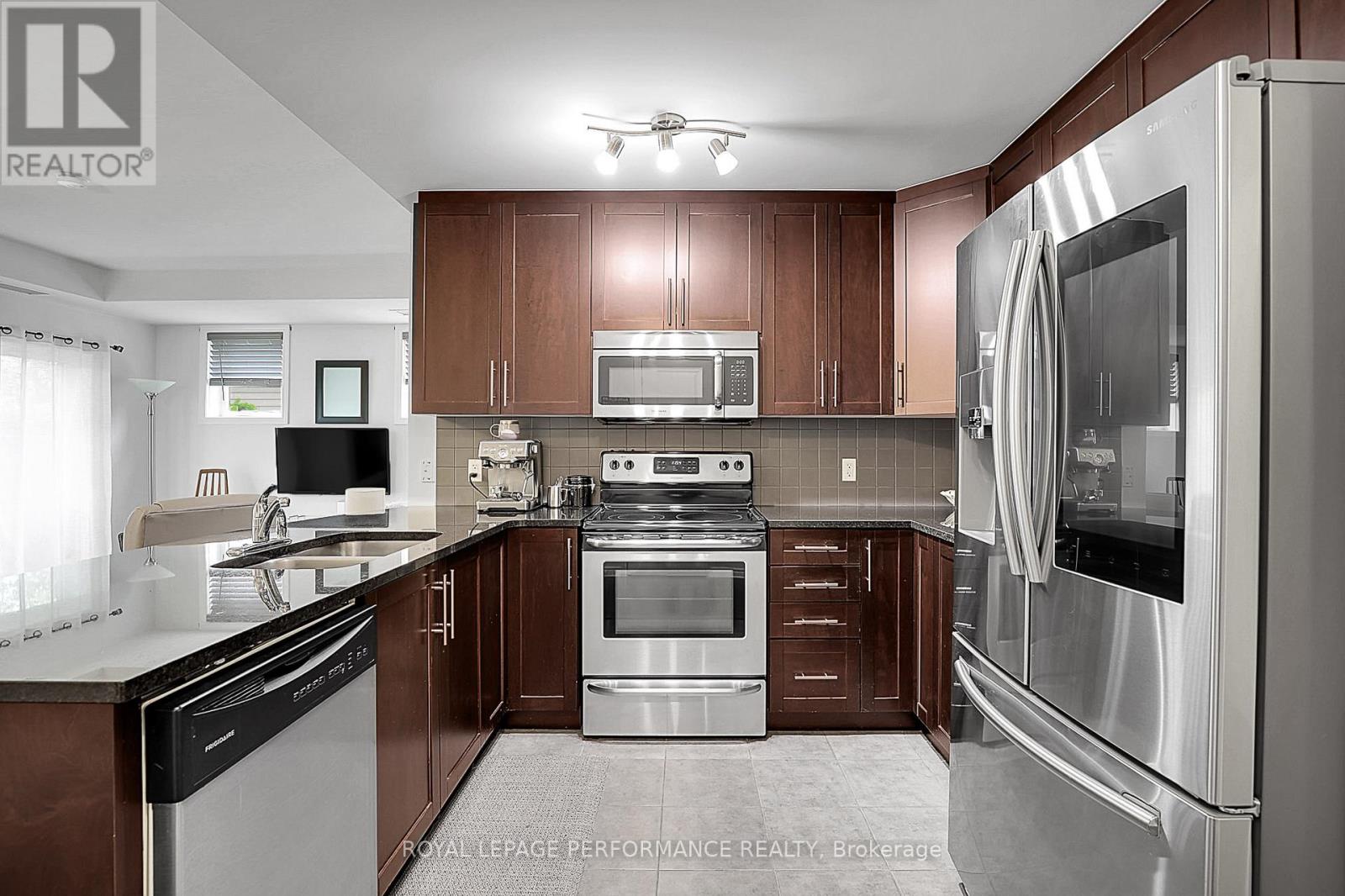 2 - 40 Prestige Circle